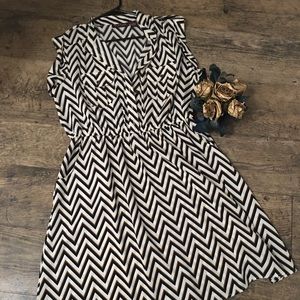 Short - sleeve Dress